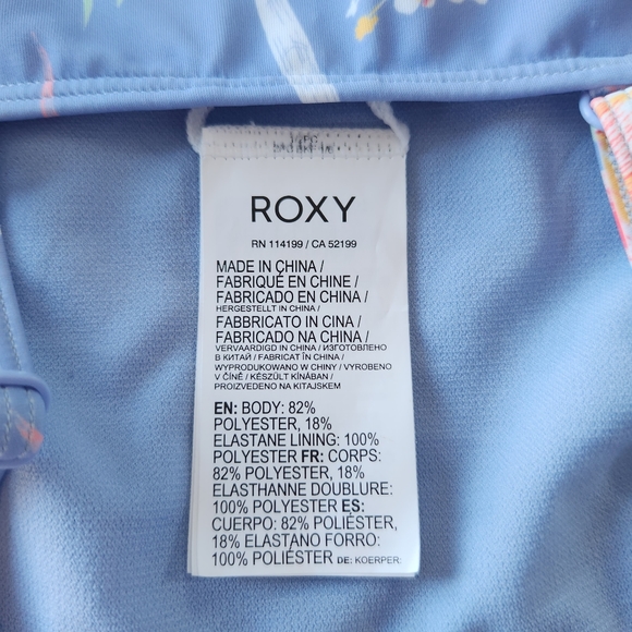 Roxy NWOT Girls Make Waves, Move Mountains Blue Floral Bralette Bikini Top 8-10 - Picture 8 of 10